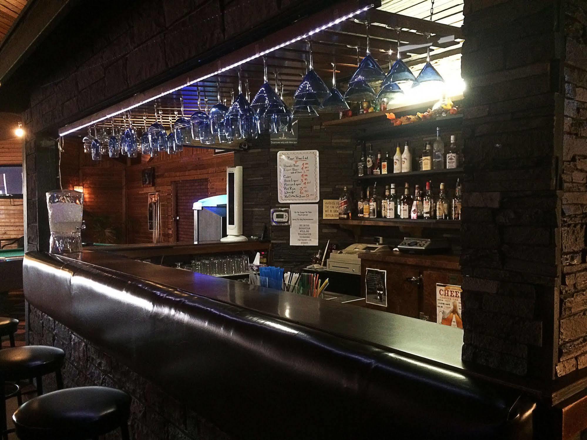 Vegreville Garden Inn Kültér fotó