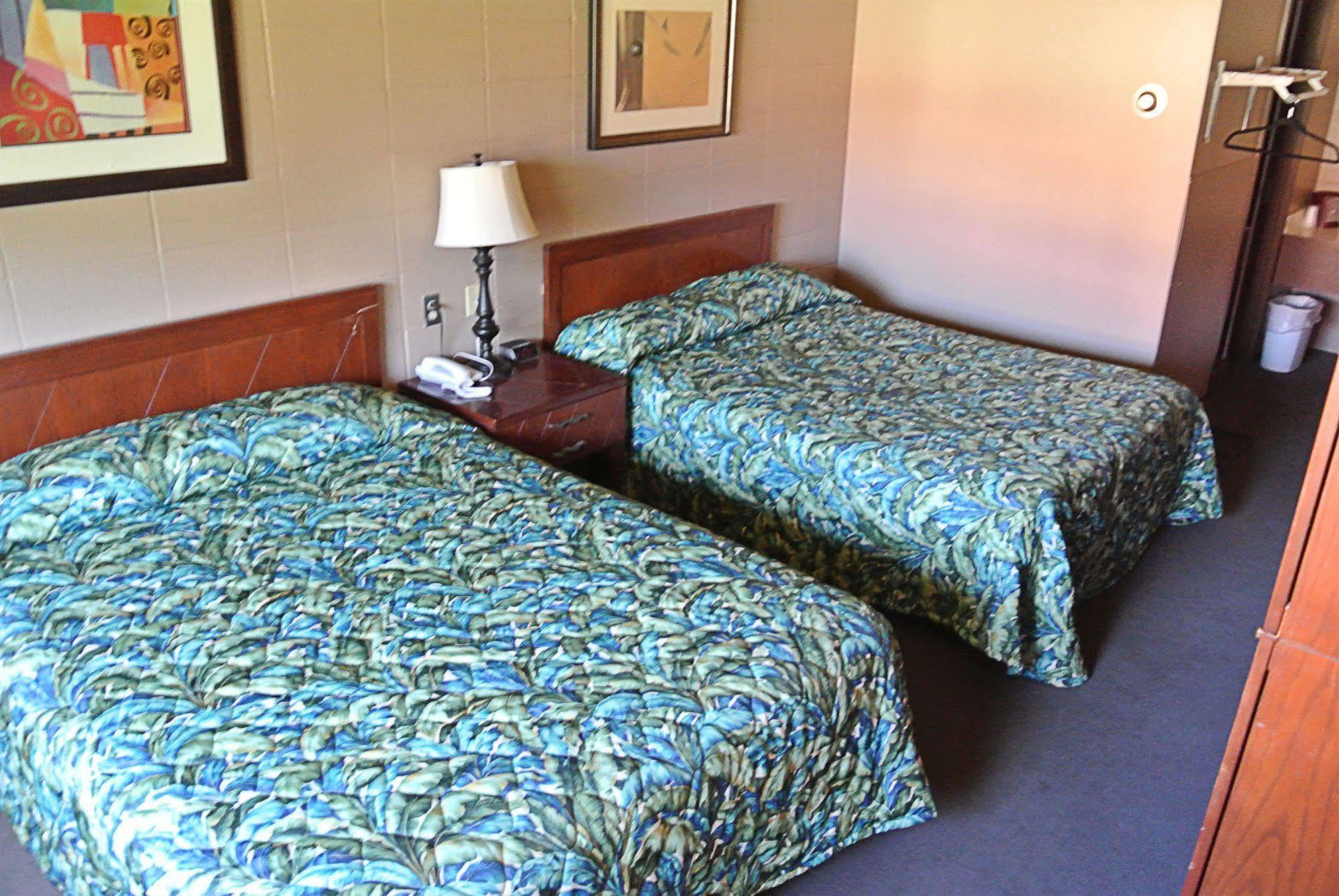 Vegreville Garden Inn Kültér fotó
