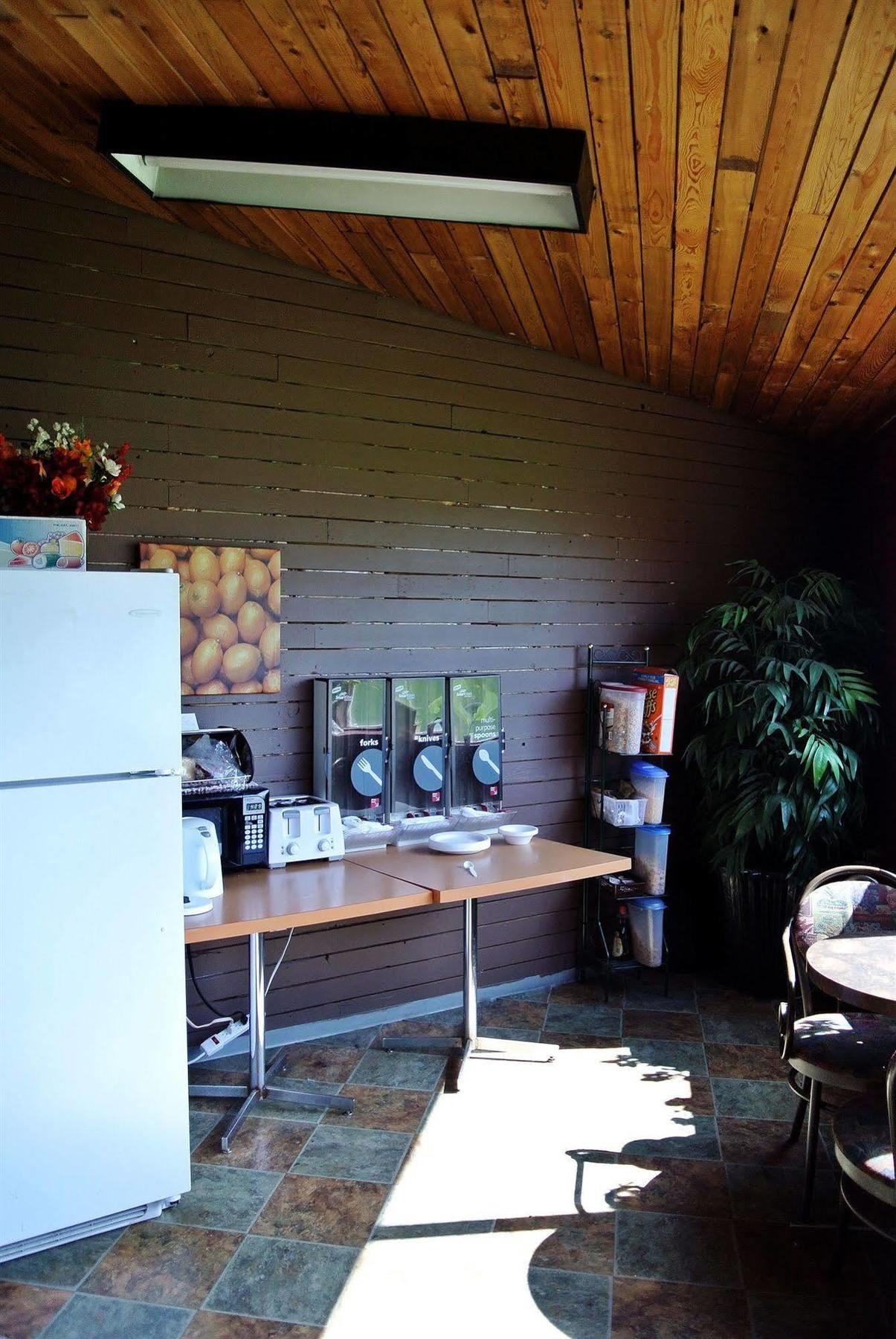 Vegreville Garden Inn Kültér fotó